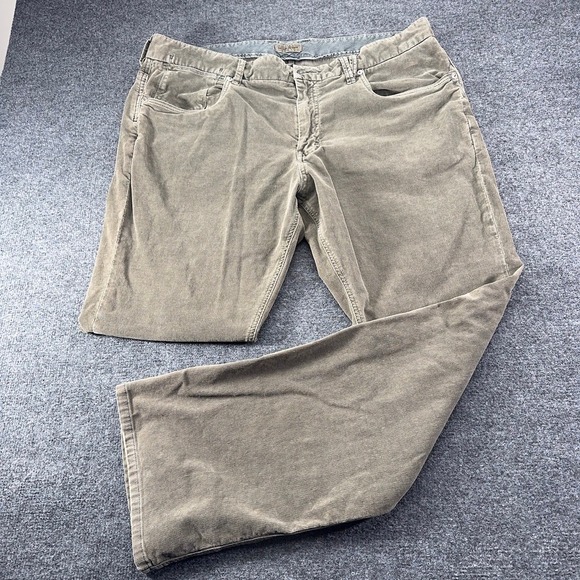 Tommy Bahama Other - Tommy Bahama Mens Corduroy Pants 40x32 Standard Leg Straight Olive Taupe Stretch